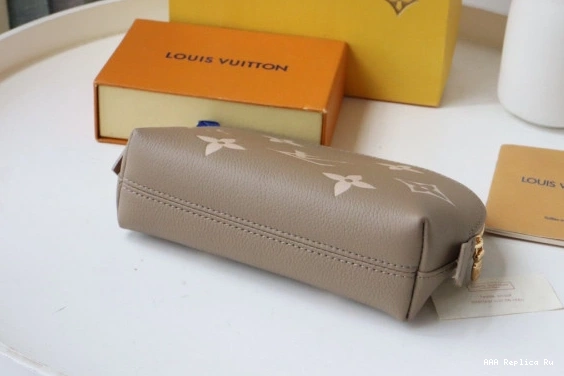 AAA Pruses Bags COSMETIC Louis POUCH Vuitton 0804